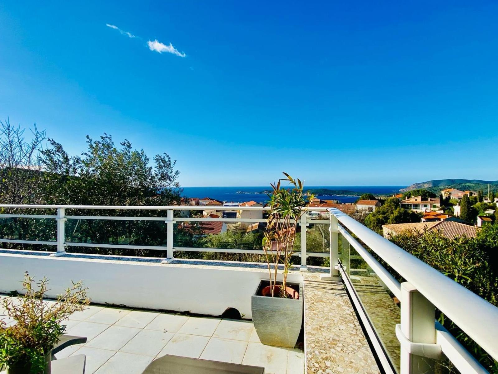 Villa Montalbo Vue Mer De 2 A 10 Personnes カルジェーズ エクステリア 写真